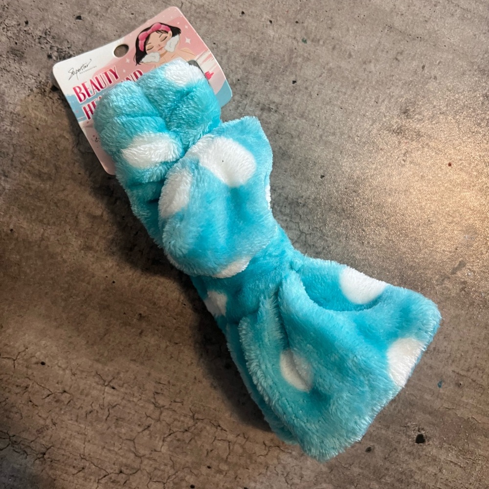 Makeup headband
